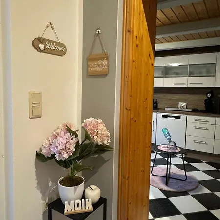 Mit Charme Und Komfort Apartmán